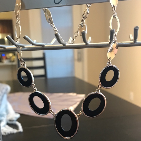 Nine West silver and black necklace - Picture 2 of 4